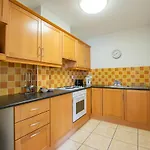131 - Spacious 2 Bed With Parking Apartman Galway