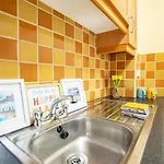 131 - Spacious 2 Bed With Parking Apartman Galway