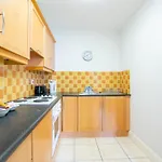 131 - Spacious 2 Bed With Parking