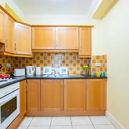 131 - Spacious 2br - Parking Appartement Galway