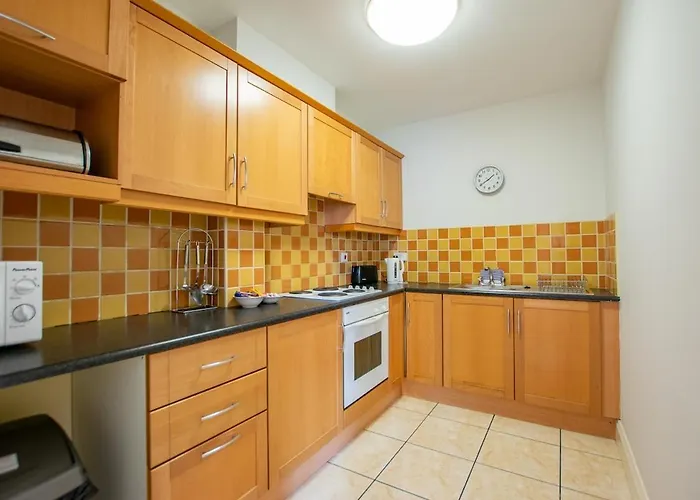 131 - Spacious 2 Bed With Parking Apartment Galway