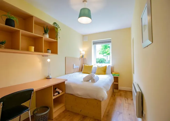 Apartment 131 - Spacious 2 Bed With Parking Galway